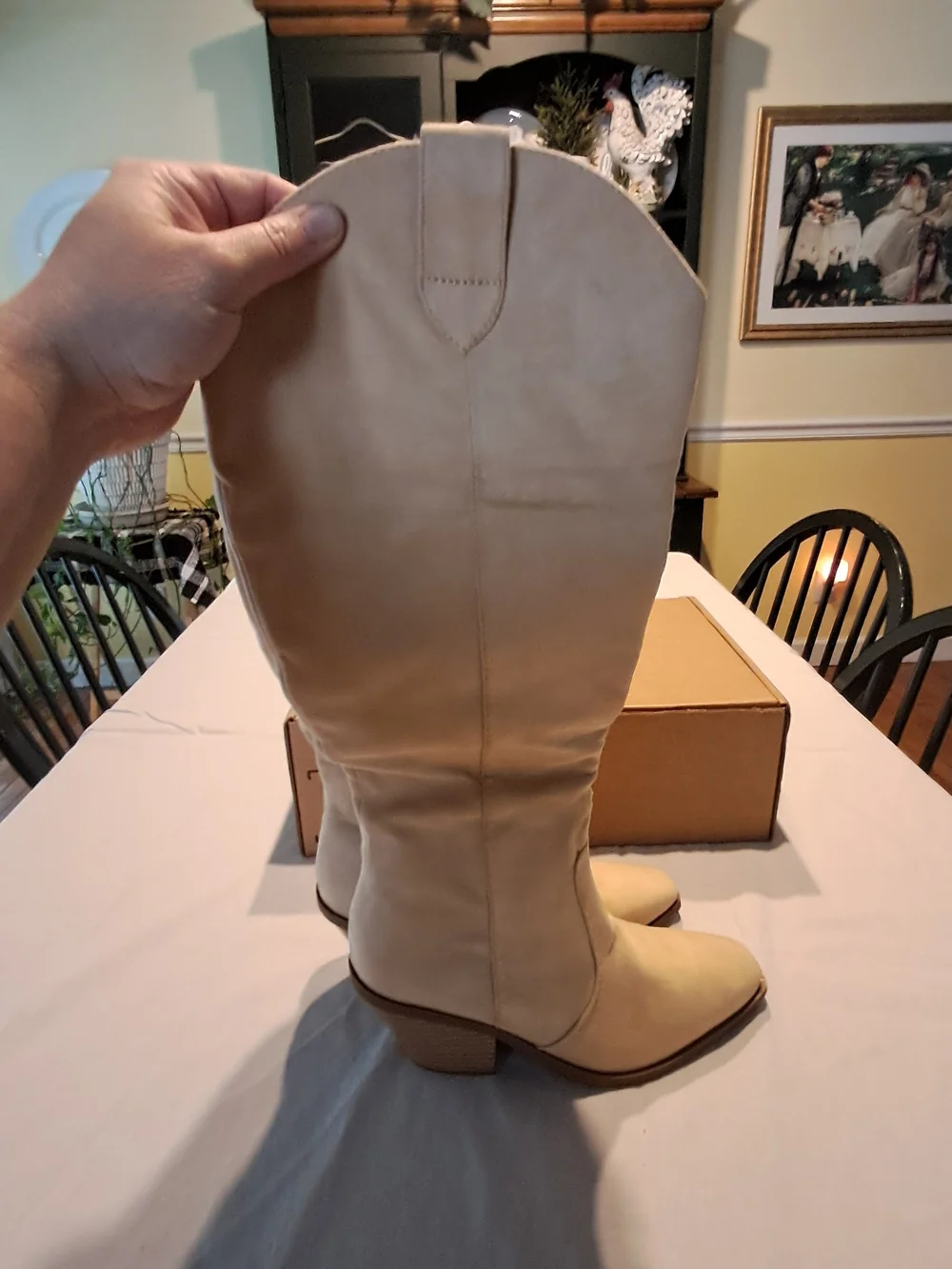 Women's Suede Beige Knee High Boots Size 8‎